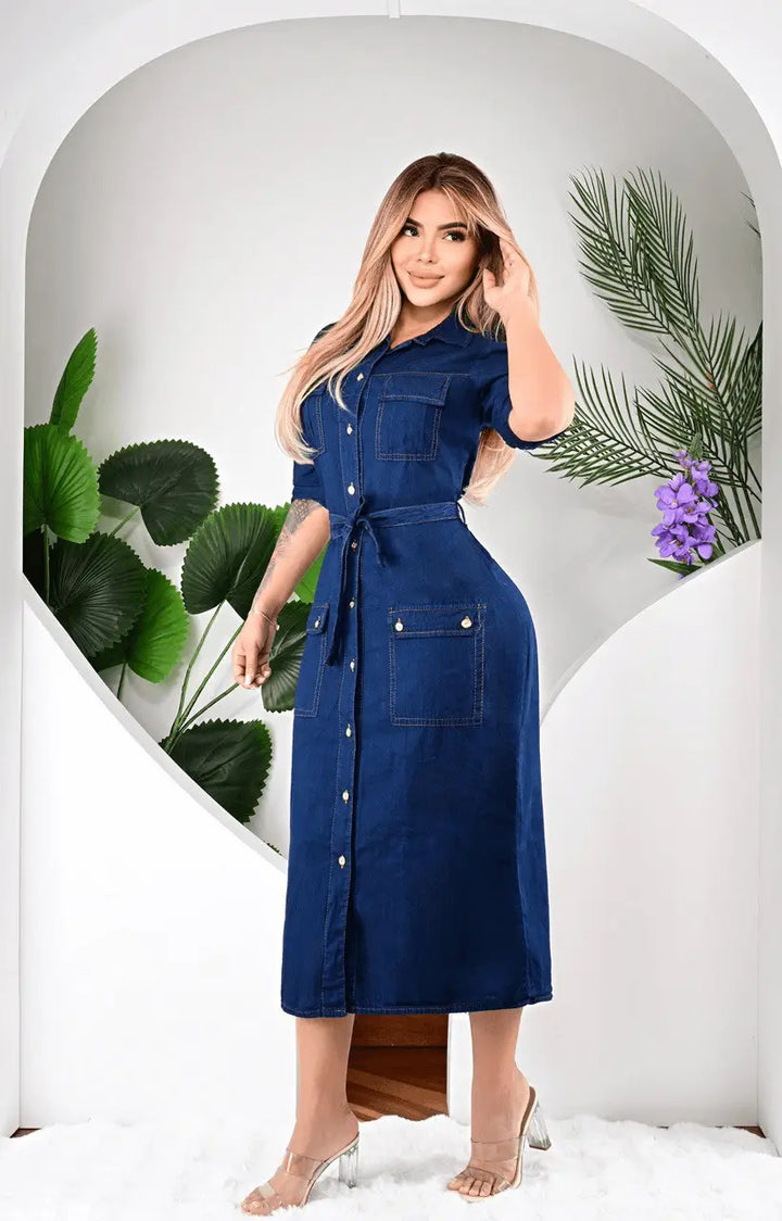 Vestido largo de jeans estilo Dubai, corte tipo camisa con botones frontales, cinturón ajustable y bolsillos grandes, ligero y cómodo para looks casuales de verano