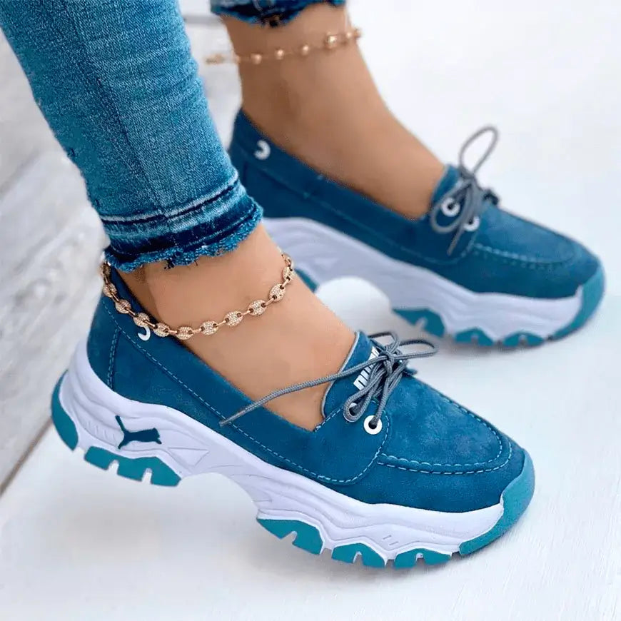 Zapatillas Aurora color azul cómodas y livianas para mujer